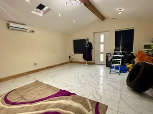 Photo 15- click for photo gallery